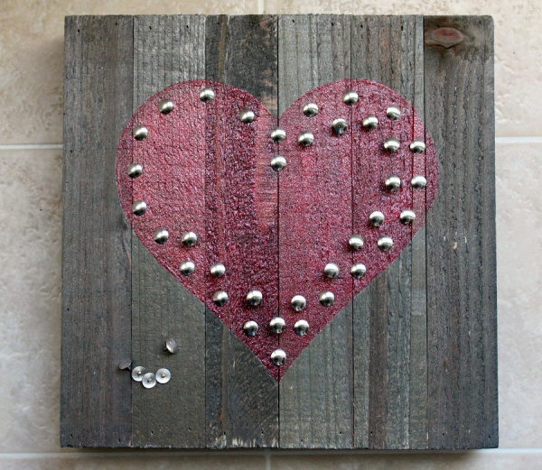 DIY- Wood Heart Valentine Decor - See the Happy