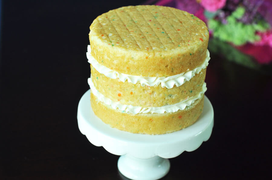 Easy Naked Cake Tutorial See The Happy