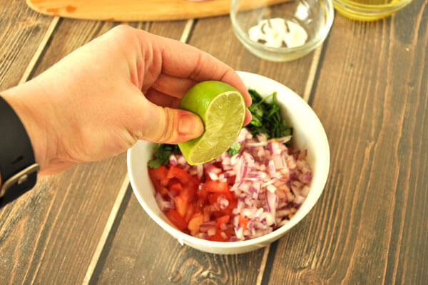 Tomato Salad {Ensalada de Tomate}