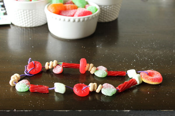 how to make candy necklaces